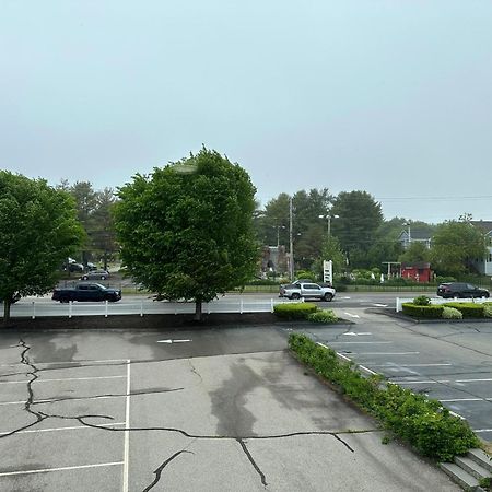 USA Inn Wells Bagian luar foto