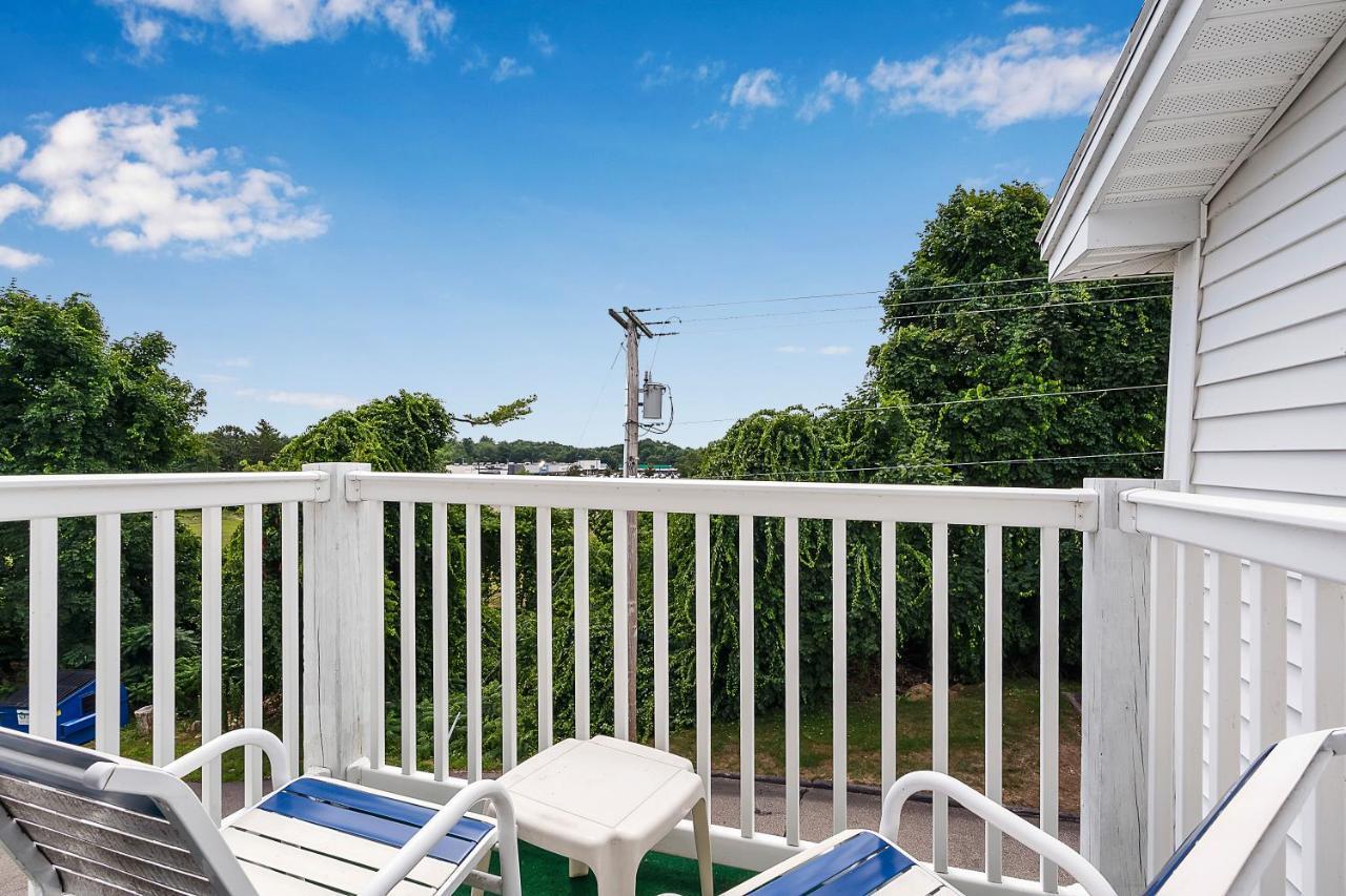 USA Inn Wells Bagian luar foto