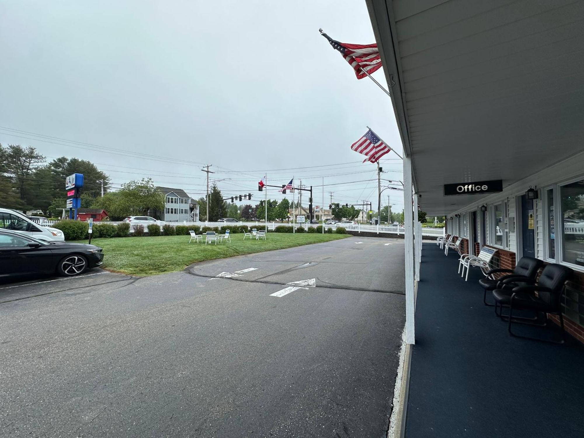 USA Inn Wells Bagian luar foto