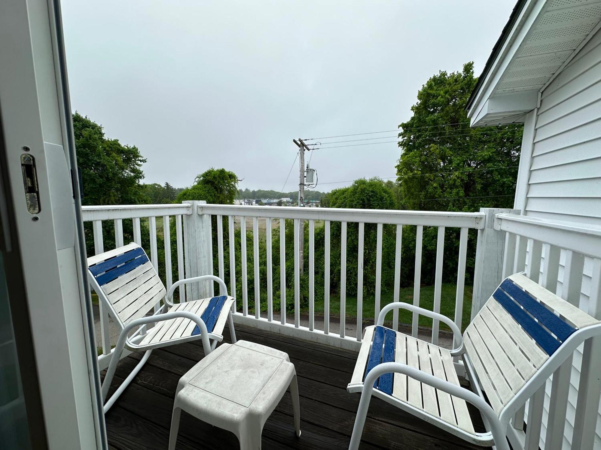 USA Inn Wells Bagian luar foto