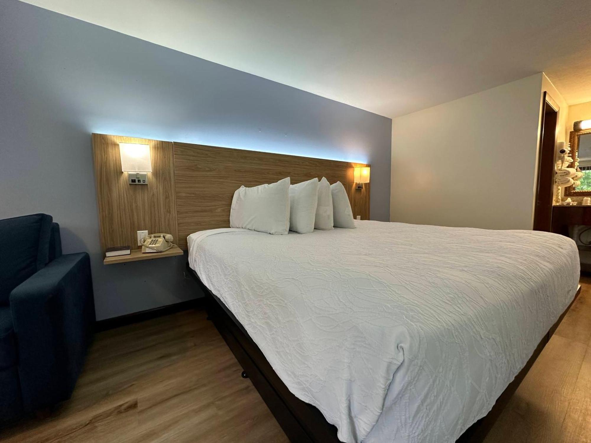 USA Inn Wells Bagian luar foto