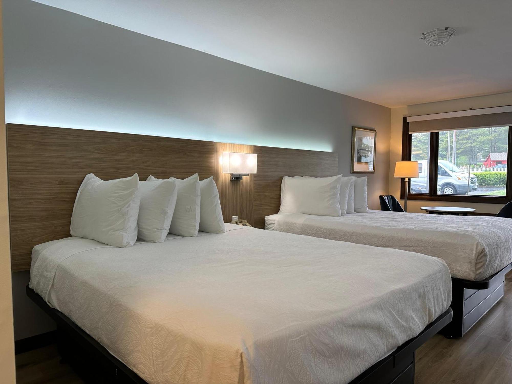 USA Inn Wells Bagian luar foto